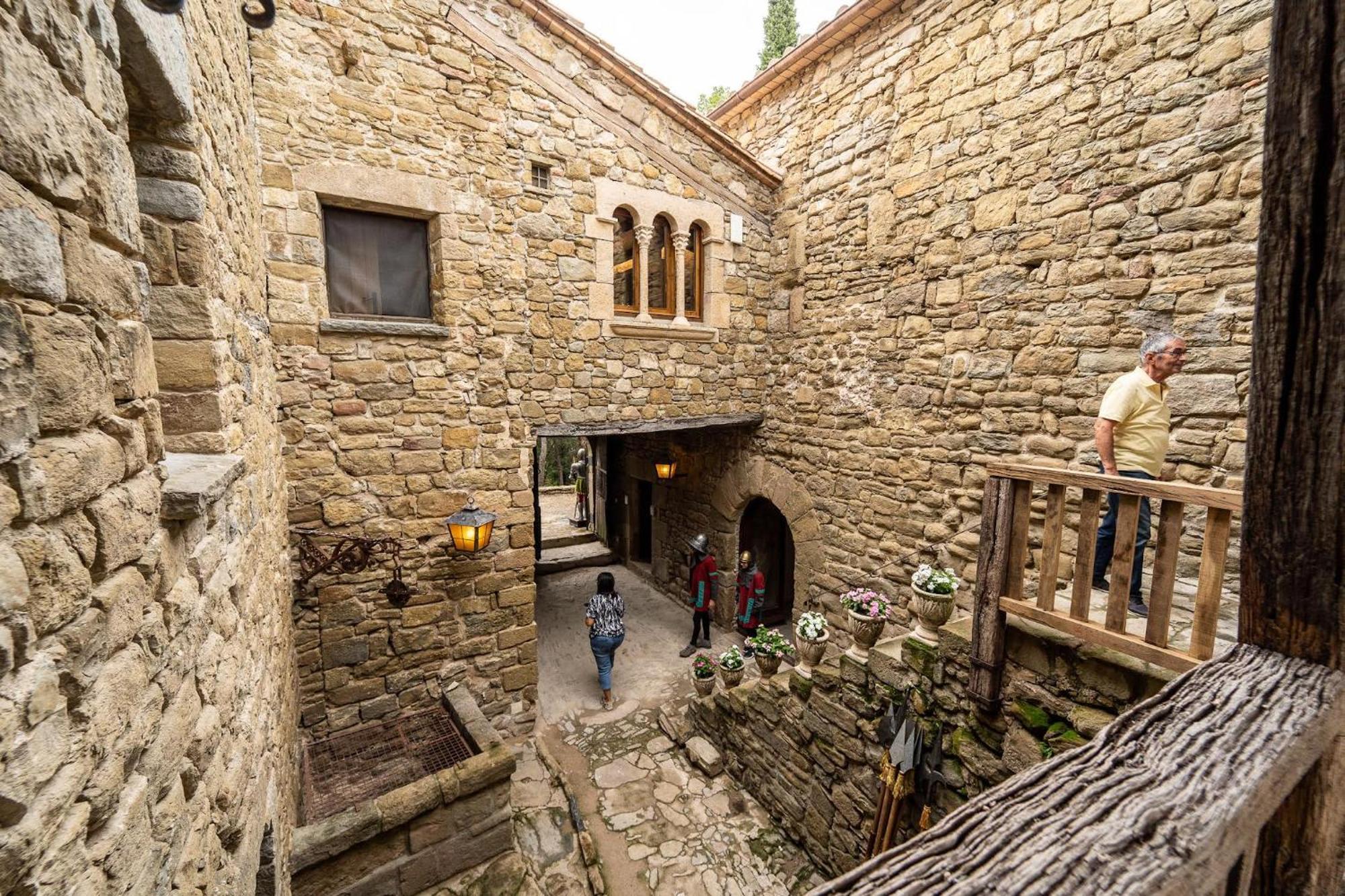 Castell In Girona Villa Sant Miquel de Campmajor Exteriör bild